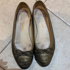 CHANEL Women's Metallic Gold Loafers